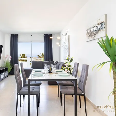 Julie Apartament